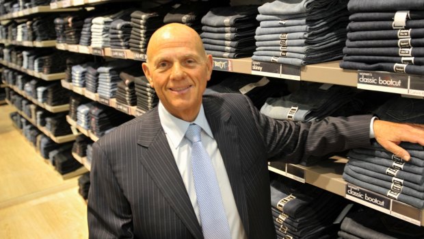 Retailer Solomon Lew is set to emerge kingmaker in the event of a bid for Myer after snapping up a 10 per cent blocking stake. 