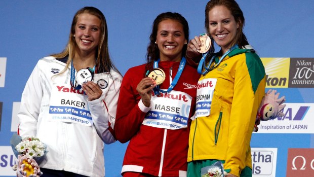 Emily Seebohm (R) won Australia's only medal of the session.