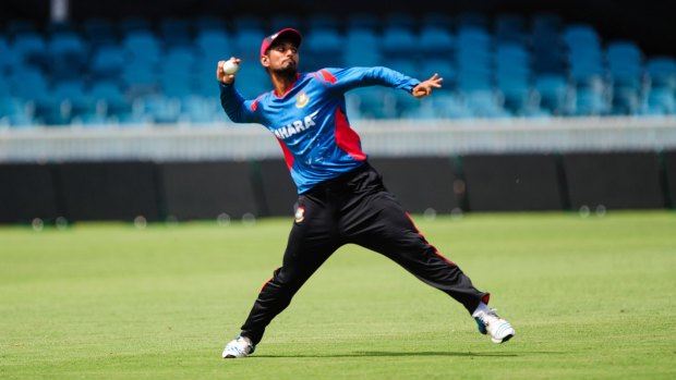 Bangladesh cricketer Mohamad Mahmudullah during training at Manuka Oval on Monday before they clash with Afghanistan on Wednesday.