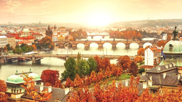 See some of Europe's great cities, including Prague, with China Eastern Airlines.