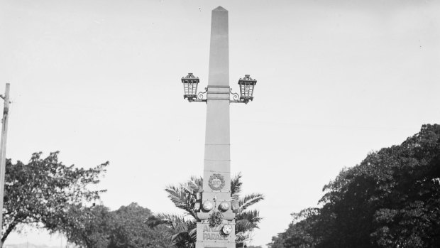 The Anzac Memorial Obelisk on Anzac Parade in Centennial Park, Sydney in 1917. The monument was moved from the middle of the road to make way for the Albert "Tibby" Cotter Bridge
