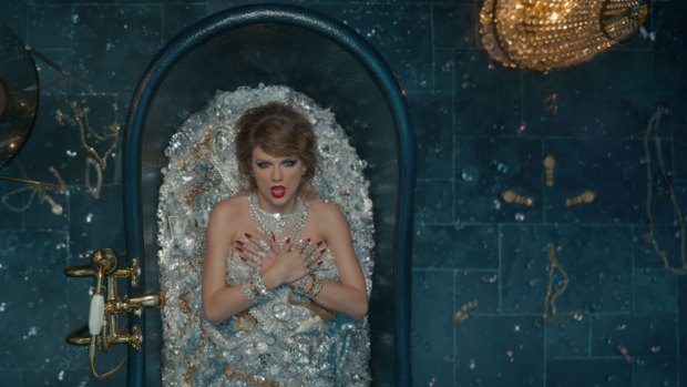 Taylor Swift's diamond-filled bathtub was worth over $US10 million.