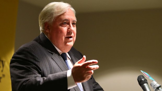 Clive Palmer met with Queensland Treasurer Curtis Pitt on Tuesday.
