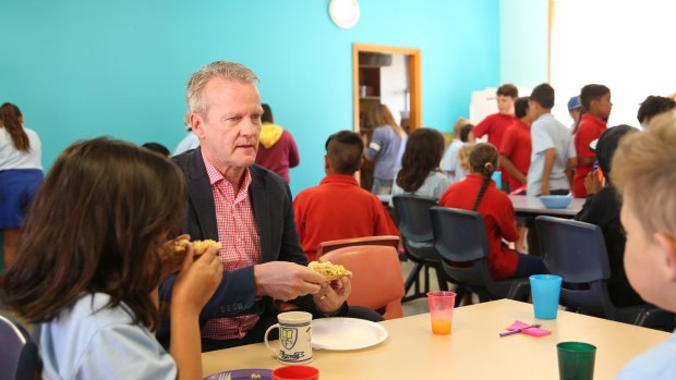 Professor Pasi Sahlberg is full of praise for Walgett public school in the country town of northern NSW where he attended their Breakfast Club. 