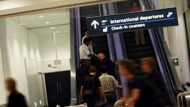 Long customs queues can be a real 'pain point' for customers, says Qantas chief Alan Joyce. 
