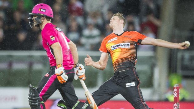 Perth Scorchers fast bowler Jason Behrendorff will be sidelined for four months after the BBL finals.