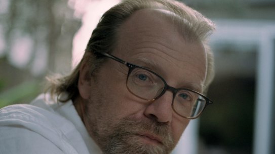 George Saunders has created a cast of confused spirits trapped between this world and the next.