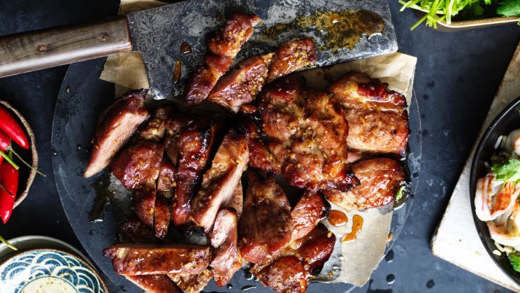 Roasted caramel pork with honey, ginger and five-spice-image