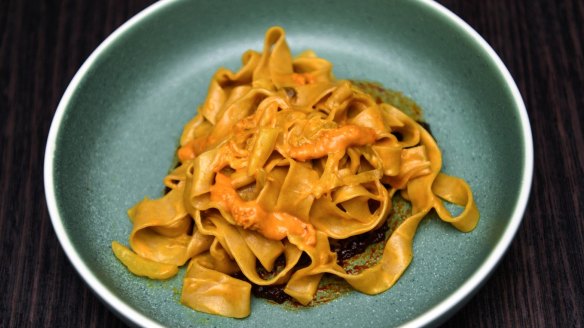 Curry egg noodles with sea urchin.