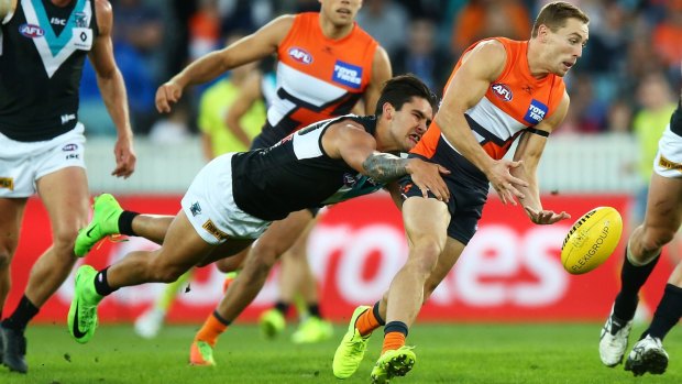 Goal sneak: The Giants are keen to re-sign small forward Devon Smith.