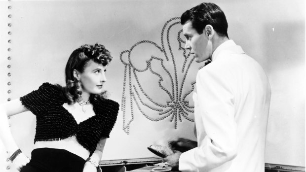 Barbara Stanwyck and Henry Fonda in The Lady Eve, 1941. Edith Head's costumes disguised Stanwyck's low-slung backside.