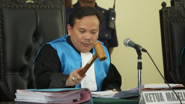 Decision: The Chief Judge of a three judge panel bangs his gavel after ruling on an appeal by lawyers for two of the Bali Nine drug smugglers.