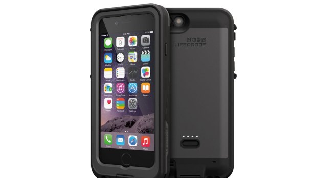 Lifeproof's FRĒ Power iPhone 6 case helps to keep your smartphone safe and sound.

