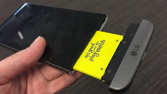 LG designed a new type of removable battery, but it has its flaws.