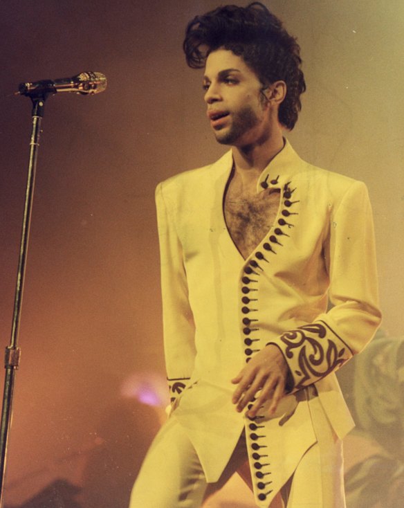 Melbourne fans have gathered to farewell Prince.