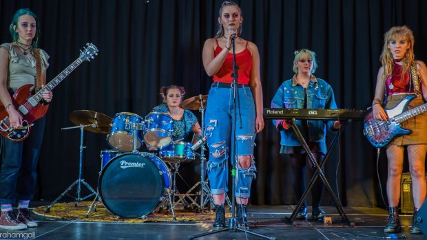 Teen Jesus and the Jean Teasers - Scarlett McKahey, Neve van Boxsel, Anna Ryan, Pip Gazard and Jaida Stephenson - are gaining popularity on Triple J's Unearthed.