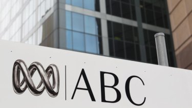 In an email to staff, ABC board member and veteran journalist Matt Peacock warns colleagues "it looks like a difficult road ahead".
