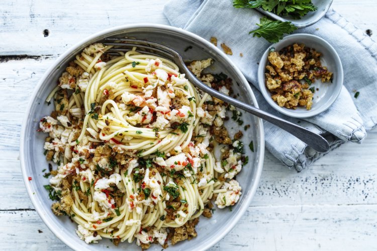 Spaghetti with spanner crab