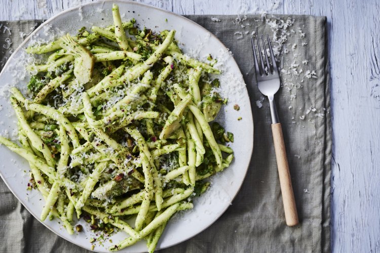 Super green pantry pasta.