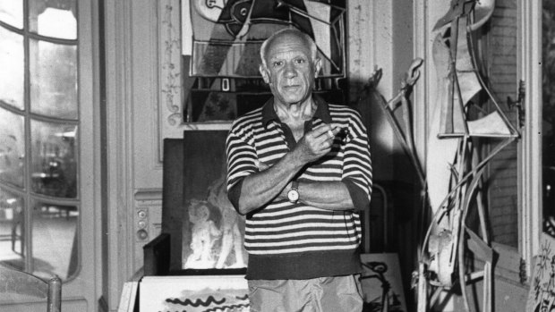 29th September 1955:  Spanish painter Pablo Picasso (1881 - 1973) in his villa 'La Californie' at Cannes. 