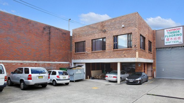 A private investor bought at 14 Harp Street, Campsie.
