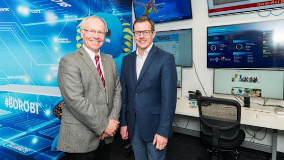 Gold Coast Commonwealth Games organising committee chairman Peter Beattie with CISCO Australia vice-president Ken Boal.