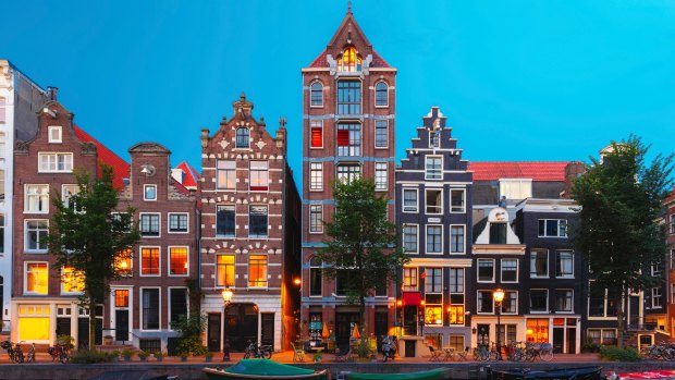 In Amsterdam, local government, businesses, institutions and citizens are creating a smart city.