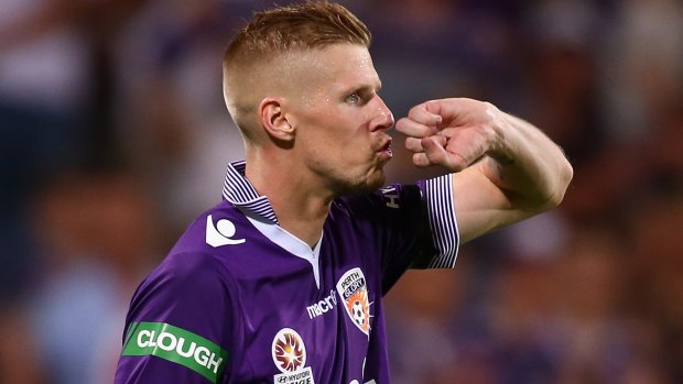 Andy Keogh after breaking the A-League record for consecutive goals in games.