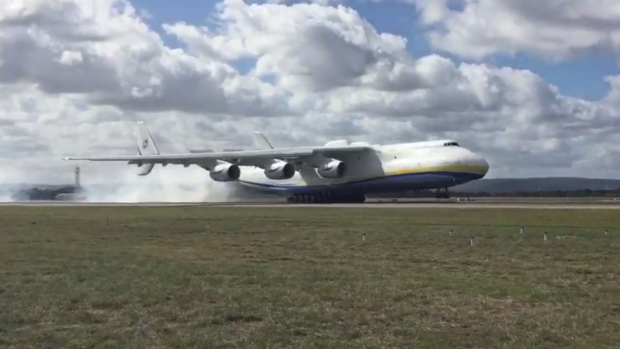 The Antonov An-225 Mriya touches down in Perth.