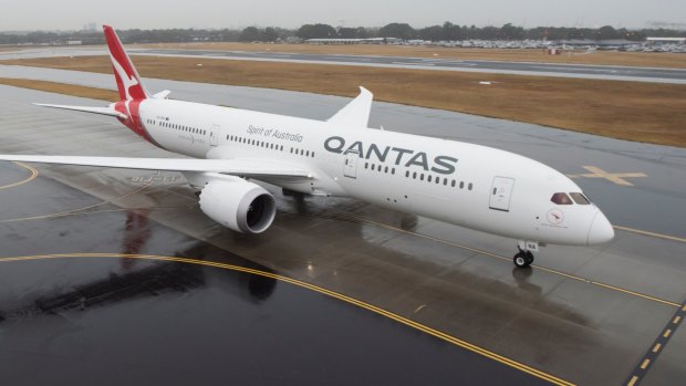 The Qantas Boeing 787-9 Dreamliner will be the first plane to fly between the US and Australia powered by biofuel. 