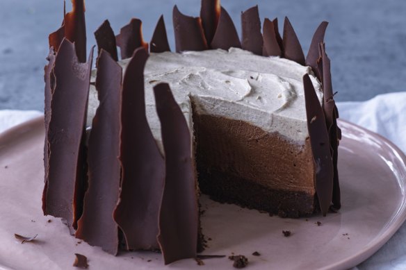 Helen Goh's simplified take on the Hungarian chocolate cake.