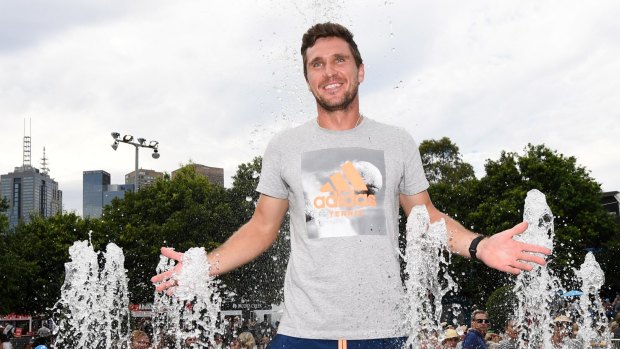 Mischa Zverev cools down ahead of his meeting with former world No.1 Roger Federer.