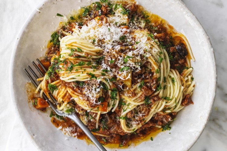 Adam Liaw recipe fifty-fifty bolognese,