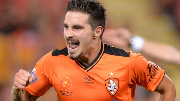A shin injury has Jamie Maclaren in doubt for the Roar's showdown with Melbourne City. 