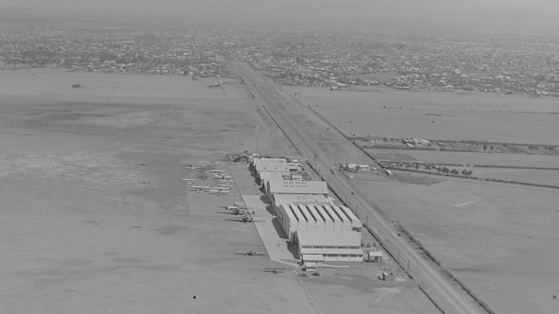 The airport in 1939. The city is in the background. 