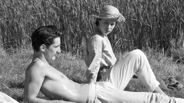 Pierre Niney and Paula Beer in <i>Frantz</i>, which is wisely filmed mainly in black and white.