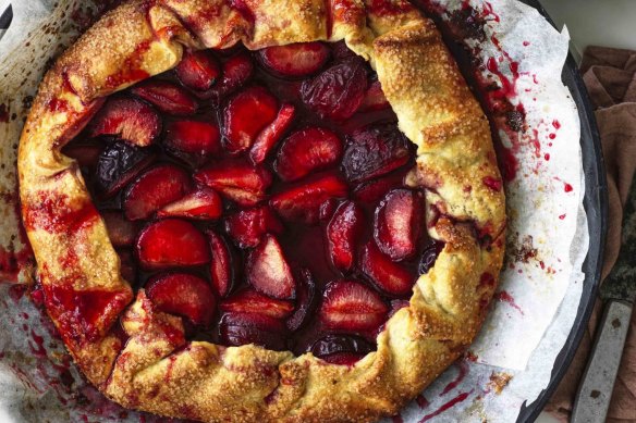 This crostata recipe works with various fruity fillings.