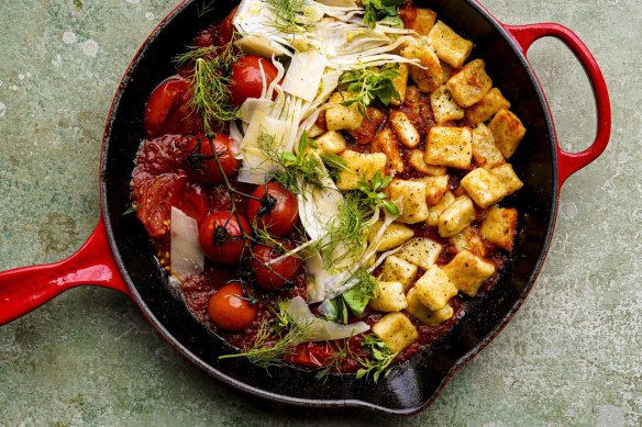 This ricotta gnocchi with fennel and tomato sauce is both light and comforting.