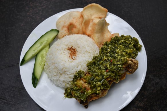 Ayam cabe ijo - fried chicken with spicy green chilli relish.