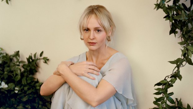 Laura Marling held the room with a voice that just keeps getting better. 