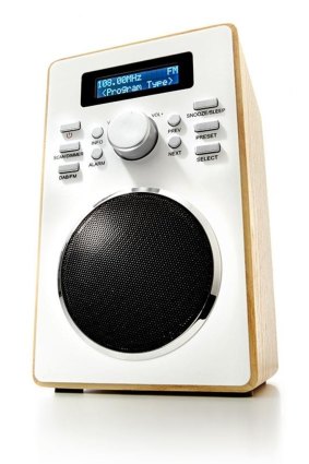 Audiosonic Nora DAB+ FM clock radio: good for night-time fumbling.