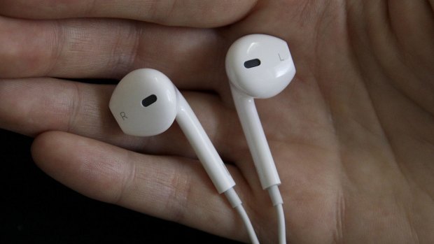 Farewell to Apple's familar EarPods?