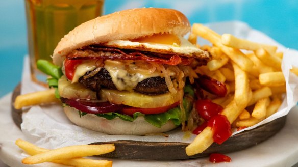 RecipeTin Eats' Aussie burger (