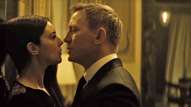 Spectre Movie Reviews James Bond S Latest Gets Unanimous Raves In The Uk