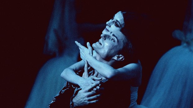 Miranda Coney and David McAllister as Giselle and Albrecht in 2001. 