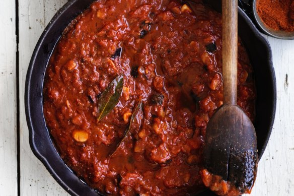 Add this rich sauce to your favourite pasta and dinner is done.