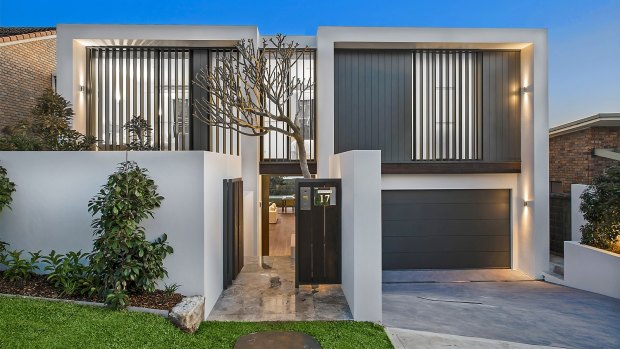 Jennifer Hawkins and her husband Jake Wall have sold their North Curl Curl home.
