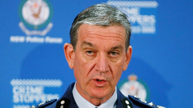 NSW Police Commissioner Andrew Scipione was investigated over allegations he leaked details of a bugging operation, but was cleared within 24 hours to facilitate a plan to promote him.