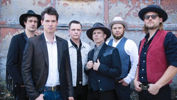 Old Crow Medicine Show will next month tour their version of Bob Dylan's Blonde On Blonde.
