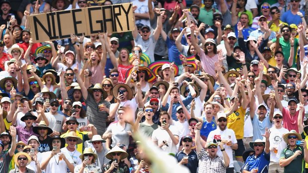 Nice Garry: The MCG crowd celebrates Nathan Lyon's wicket of Sami Aslam.